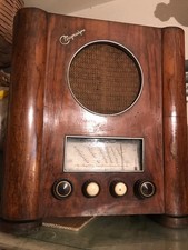 Vintage Magnadyne Original Radio - Restored Furniture, Large Format