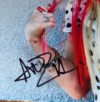Avril Lavigne Signed Vinyl Album The Best Damn Thing With
