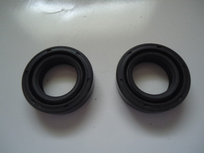 NEW Genuine OEM Tuff Torq Axle Seals 187T0134280 19216334280 For