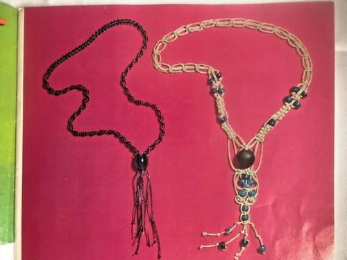 Macrame Start to Finish Pattern Instructions Book Projects + Make Your Own Beads - Picture 4 of 11