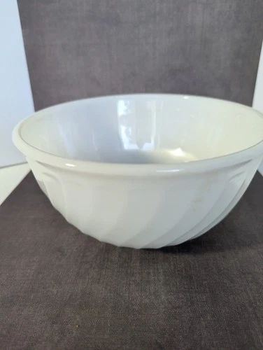 Vintage 8" Fire King Ivory Off White Swirl Mixing Bowl