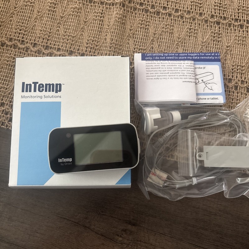 Onset InTemp CX402-T205 Data Logger Temp Monitor