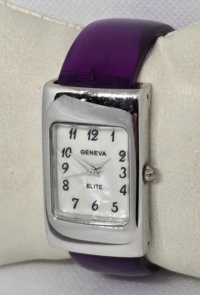 Reloj pulsera para mujer Geneva Elite rectangular tono plata púrpura plástico brazalete 12 Foto 2 de 4