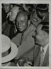 1935 Press Photo James Roosevelt, oldest son President at Yankee Stadium