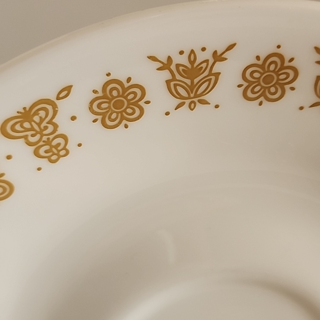 Corelle Butterfly Gold Set of 4 Saucers + 1 Cereal Bowl Corning Livingware MINT!