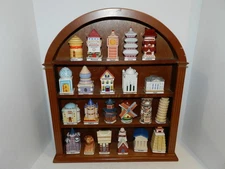 Vintage Danbury Mint Spices of The World Spice Set 22 Display Case Unused Jars