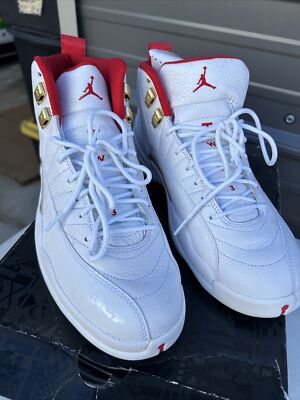 air jordan 12 retro ジョーダン12 FIBA Amazon.com | Jordan Mens Air 12 130690 107 FIBA - Size 9.5