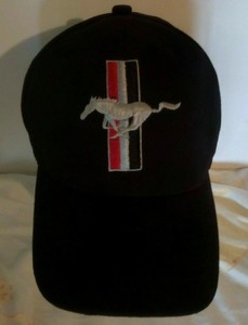 casquette ford mustang