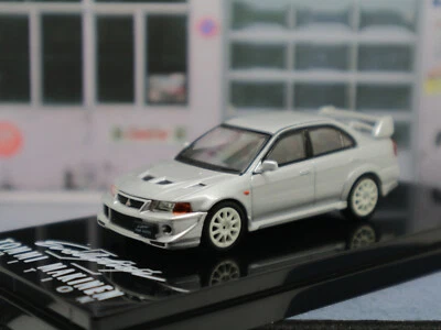 Mitsubishi Lancer Evo VI silber Tommi Mäkinen - Hobby Japan (1/64)