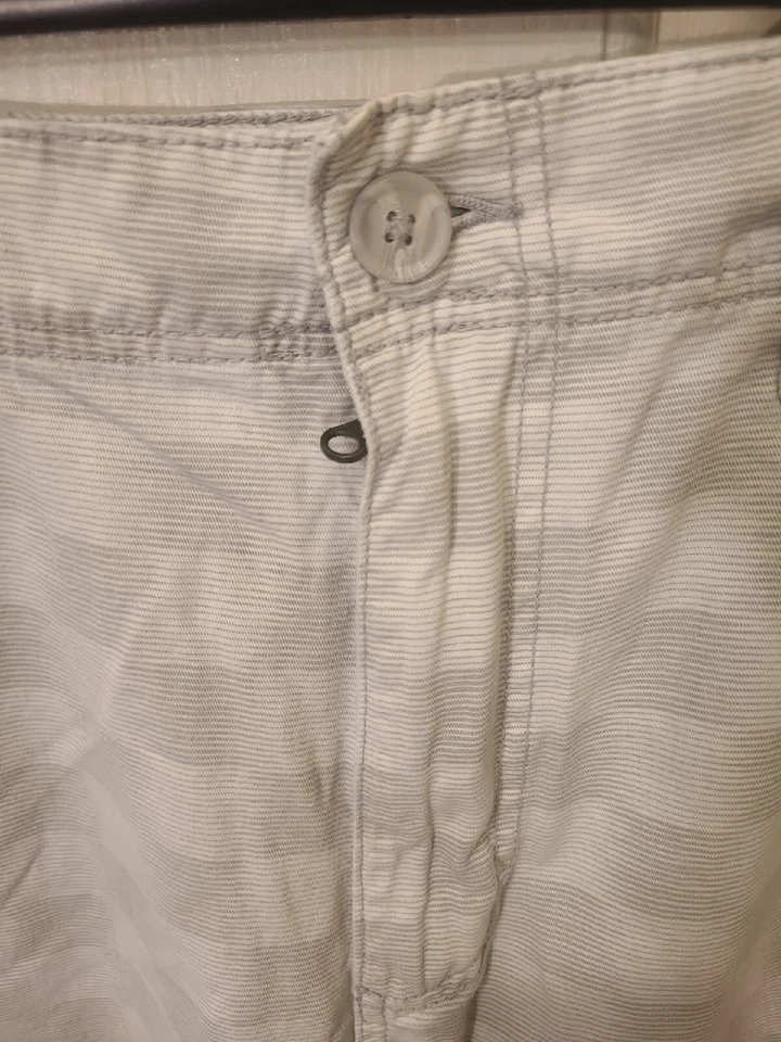 Pantalones Cortos American Rag Cargo Para Hombre Talla 36 Cintura Y2K Gris Cuadros Frente Plano Años 90 Foto 2 de 4