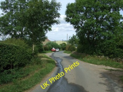 Foto 6x4 Nebenstraße, Roxby Roxby\/NZ7616 schlängelt sich nach Norden Richtung Staithes um 2015