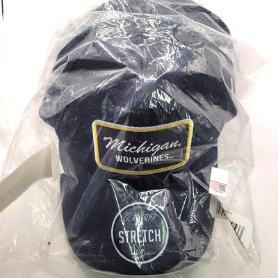 Lot of 3 Michigan Wolverines Zephyr Stretch Fit Hats   Navy   New w/ Tags NCAA