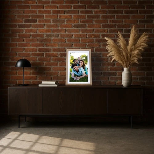 Smart Picture Frame | 15.6" Diagonal | WiFi | Frameo App | Model 152 - Image 3 of 4