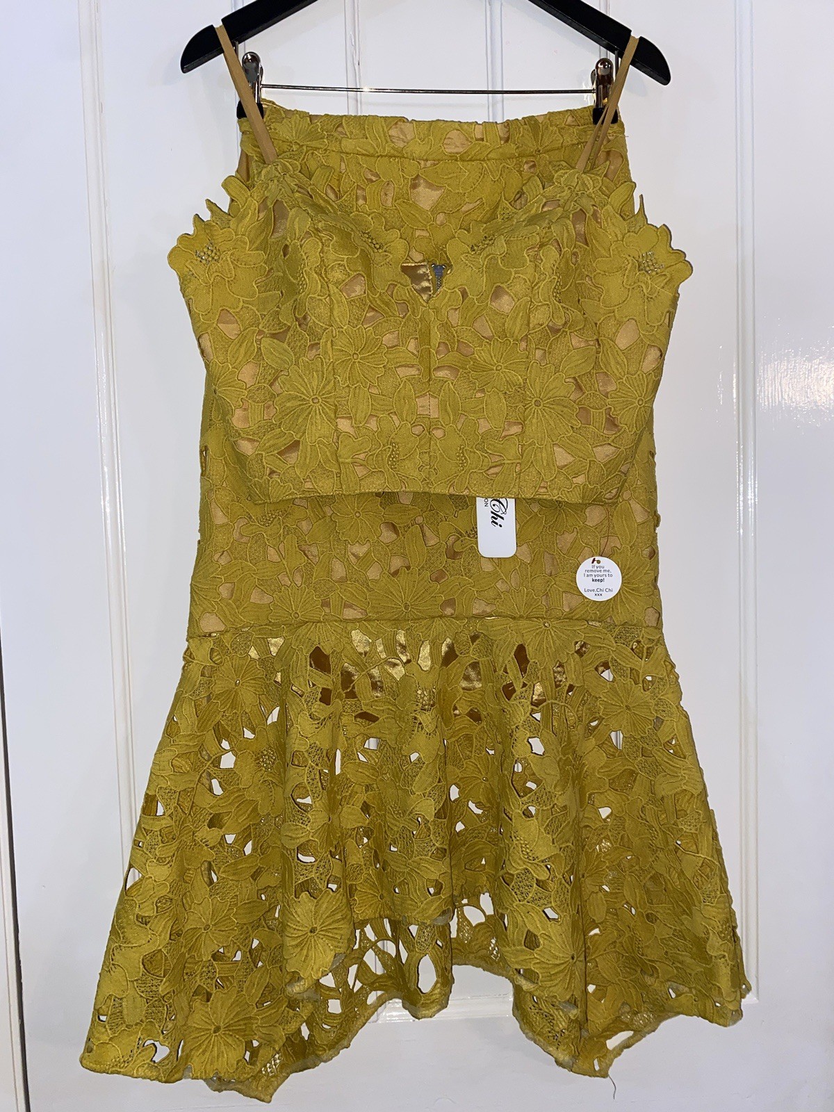 CHI CHI LONDON 'gillie' mustard crop top and midi skirt set sz.12