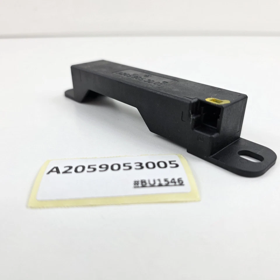 2014-2021 Mercedes-Benz C260 Keyless Go Antenna A2059053005 - Imagem 4 de 4