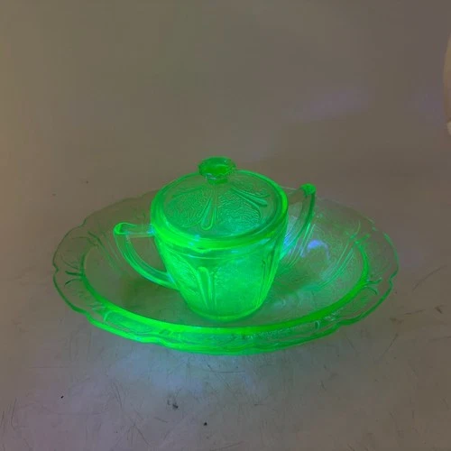 Uranium Glass Sugar Bowl w/ Lid & Oval Bowl Set Green Depression Glass – Glows