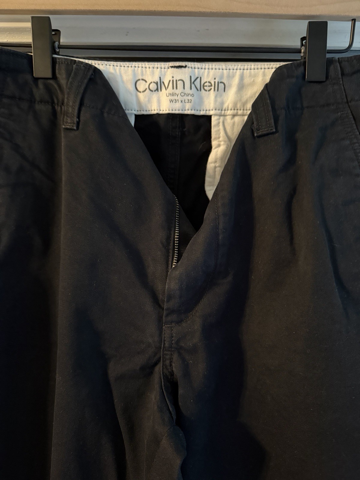 Calvin Klein Mens Black Utility Chino Pants 31x32 image 3