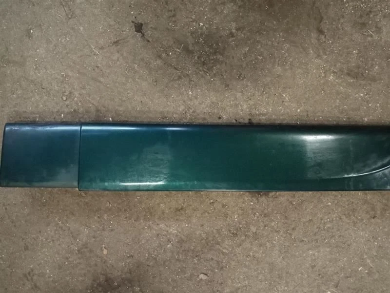 2020 International LT Left Skirt/Extension, 6126008C2  (9280989 Foto 3 de 4