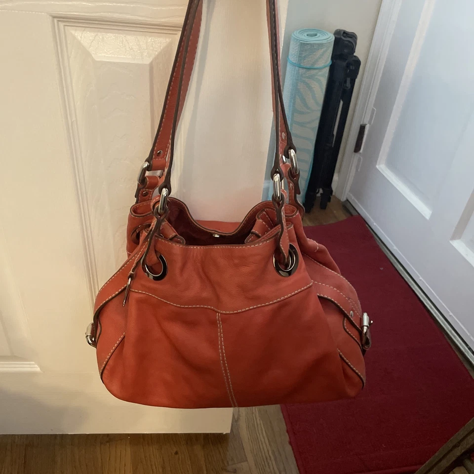 Bolso Hobo Doble Correa Cuero Naranja Quemado Fossil Foto 4 de 4