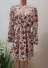 Nwt Cupshe Women Size M White With  Brown Floral V Neck Long Sleeve