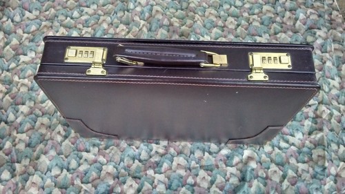 Amiet Swiss AG Maletín de cuero con cerraduras de combinación | eBay