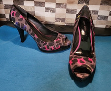 nine west stiletto heels Size 7.5 EUC