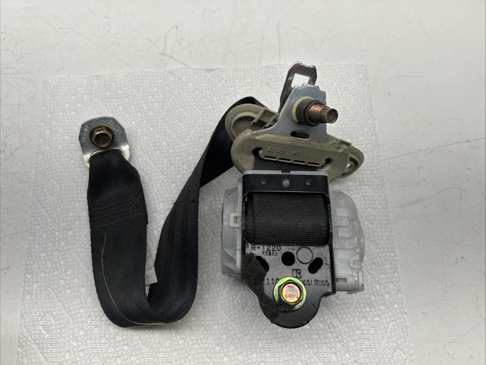 OEM REAR RIGHT SEAT BELT SEATBELT FOR 2003 2004 2005 2006 Infiniti G35 G081602 - Image 2 of 4