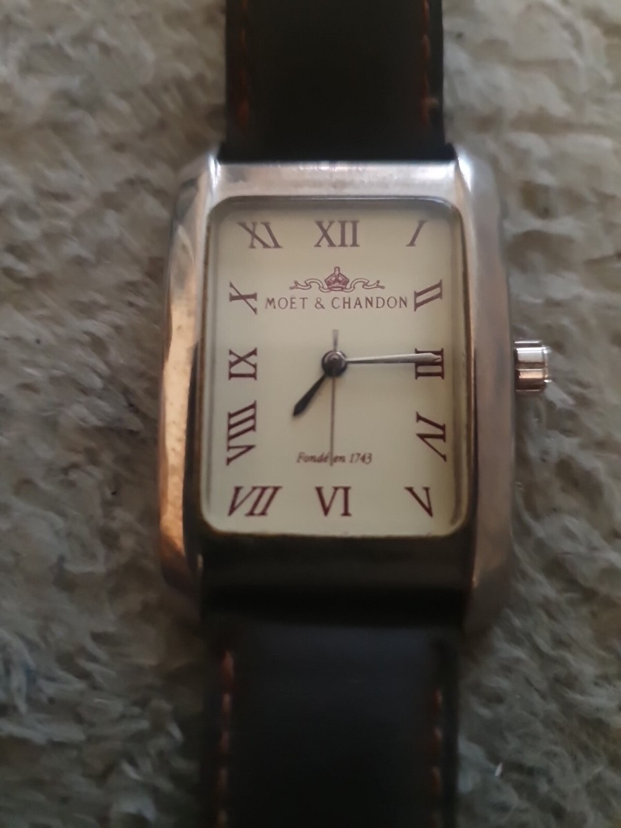 Rare Original Moet Chandon Ladies Quartz Watch VBOX