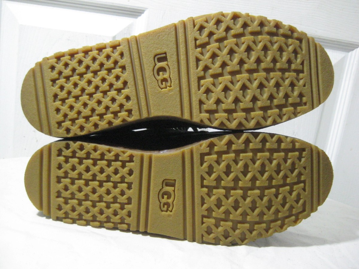 Ugg Merrick Black Leather Chukka Waterproof Boots Size 7.5 Amazon.com | UGG Men main image 3