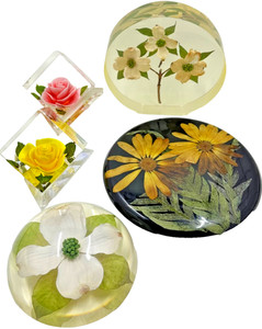 5 Vintage Lucite Paperweights and Decorative Items w. Rolfe signed & others