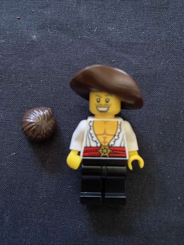 Genuine LEGO Minifigure Swashbuckler Collectible Series 12 Part # col191
