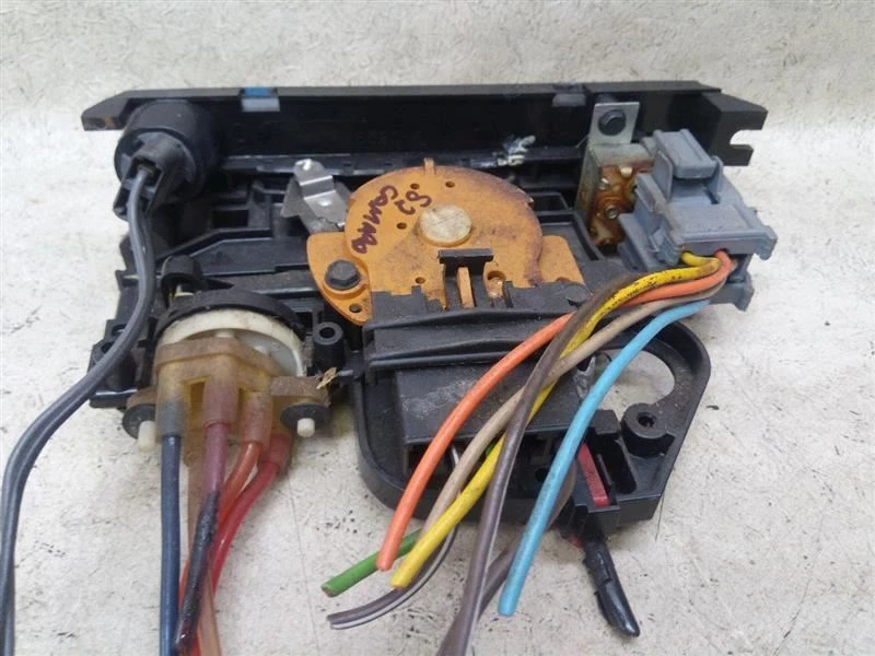 Climatizador de temperatura con aire acondicionado compatible con 82-83 Chevrolet Camaro d26-200144 Foto 4 de 4