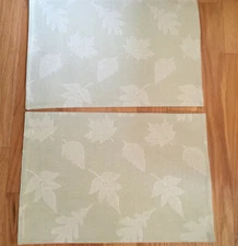 Table mats, set of 2, Light green with leaves, new, never used, polyester