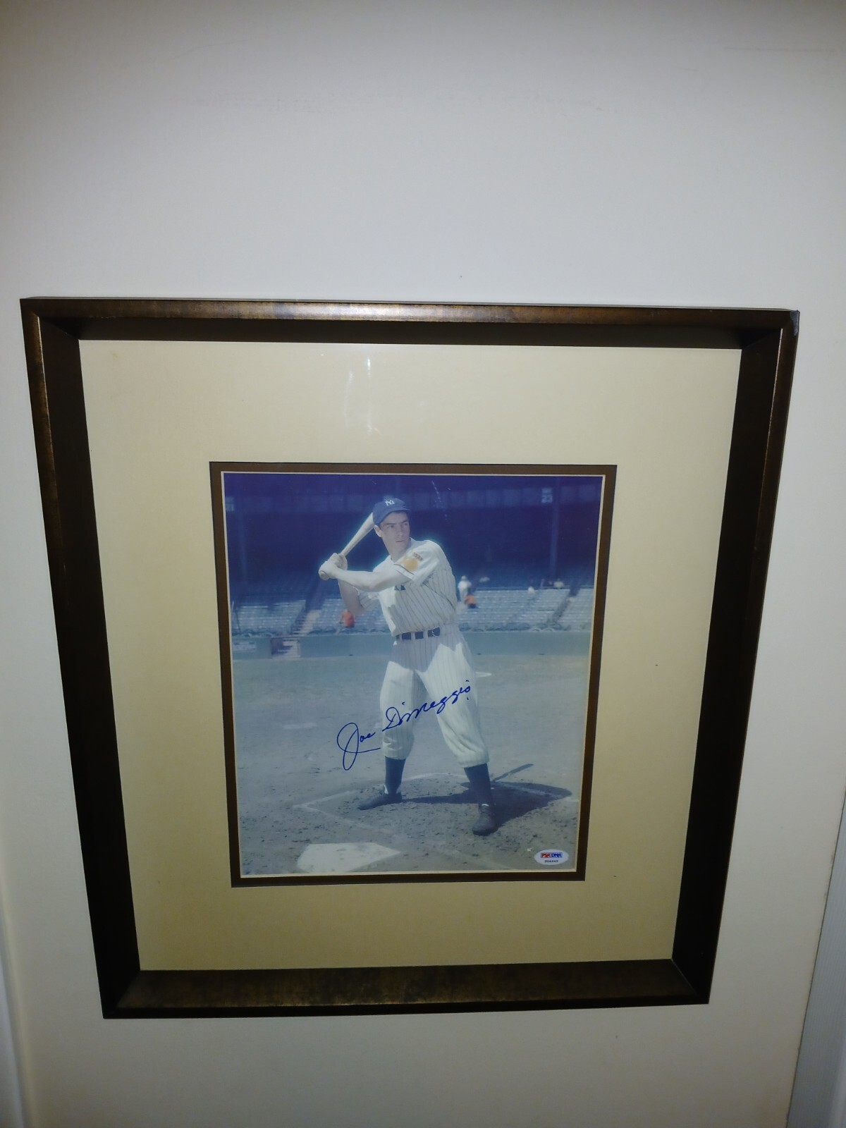 Joe DiMaggio Autographed Signed New York Yankees 10 x 14 Photo PSA/DNA* 