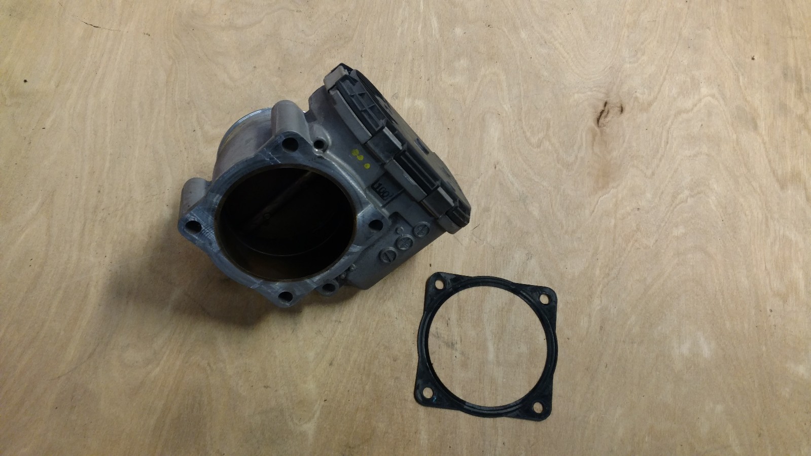 LAMBORGHINI MURCIELAGO LP670 THROTTLE BODY VALVE HOUSING OEM 07M133062