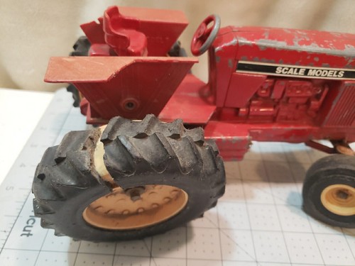 2 Vintage Diecast Red Tractors 1960's TRU SCALE & SCALE MODELS 1/16 Scale USA - Picture 9 of 18