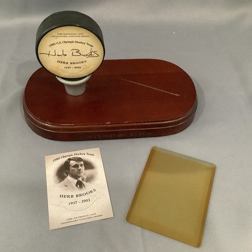 HERB BROOKS PUCK DISPLAY WITH UD PLAYING CARD NATIONAL CITY MIRACLE ON ICE