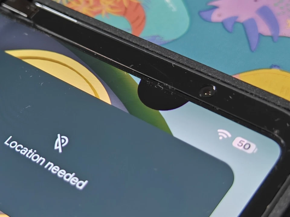 Google Pixel Fold (Read Description) 256GB/12GB Folding Foldable Smartphone - Image 4 of 4