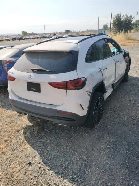 COOLANT RESERVOIR 2021-2023 MERCEDES-BENZ GLA250 - Image 3 of 4