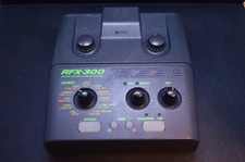 Zoom RFX-300 Digital Reverb & Multi Effects Processor Guitar Tested & Working