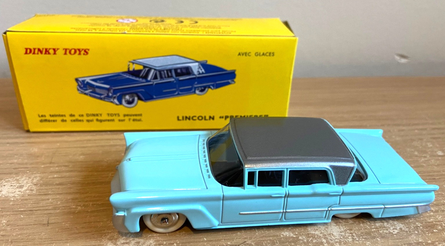 Dinky 532, Lincoln Premiere - Free Price Guide & Review