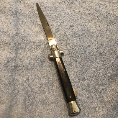 Made In Italy Stilleto Folding Manual Knife