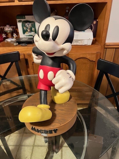 ディズニースタンドモビル,アンティーク Disney Big Fig 1928 Walking Mickey Mouse Figurine on Stand