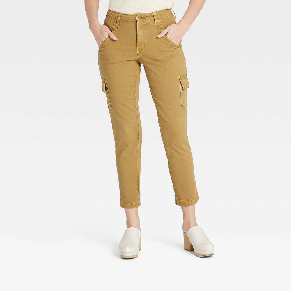 Women's High-Rise Slim Straight Fit Jeans - Universal Thread Olive Green 4