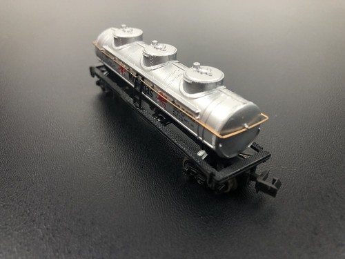 Bachmann 5426 42’ Three Dome Tank Car Mobil Gas N Scale Silver In Case - Bild 9 von 12