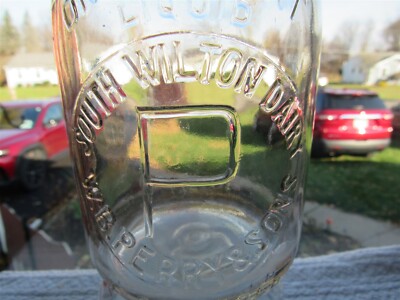 TREQ Milk Bottle South Wilton Dairy W B Perry & Sons South Wilton NY SARATOGA CO