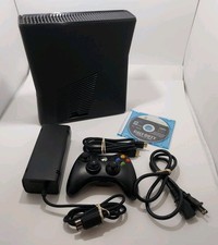 Microsoft Xbox 360 S Black 250GB Console Bundle Lot Oem Controller, cords & Game