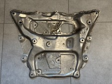 BMW X5 X6 X7 XM G05 G06E G07 G09 Motorgarg Versteifungsplatte mit Quertr�ger