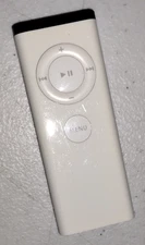 Apple iPod Remote Control A1156 - White - May Need New Battery