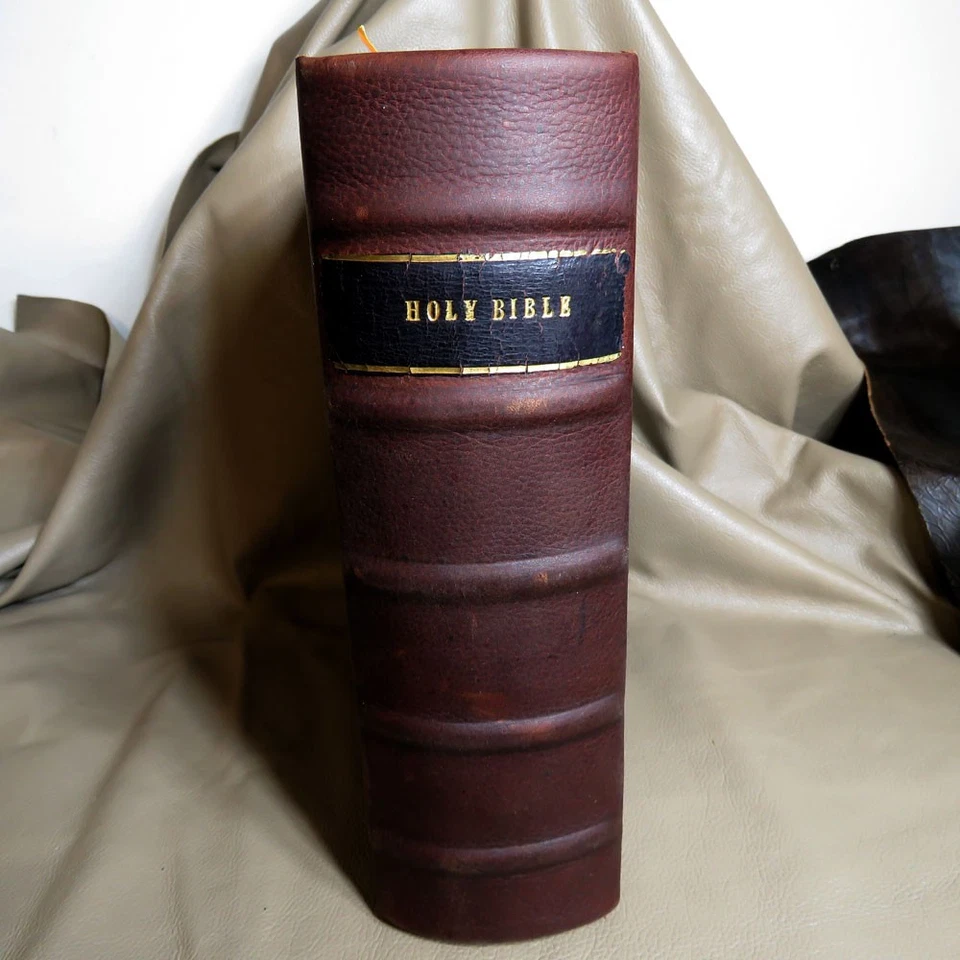 1766 King James Bible with OT, APOC, NT, printed in London by Mark Baskett - Image 2 of 4